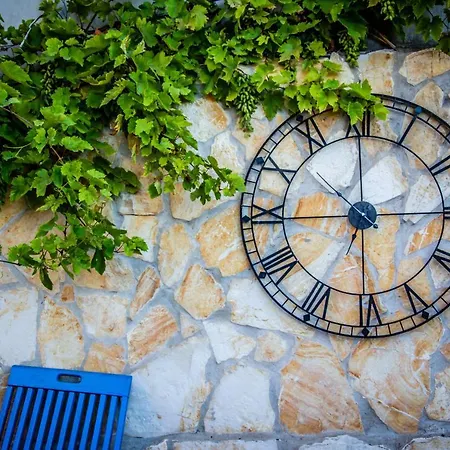 Wellness Fuerst Apartment Dunajska Luzna